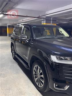 تۆیۆتا لاند کروزەر